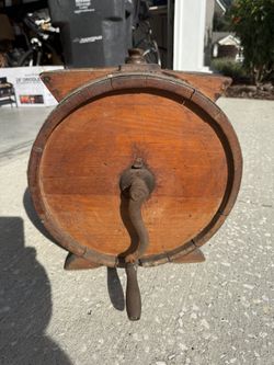 ANTIQUE WOOD AND METAL TABLE TOP HAND CRANK BUTTER CHURN 15”x15”