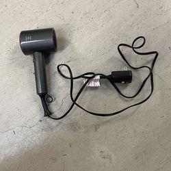 portable hair dryer