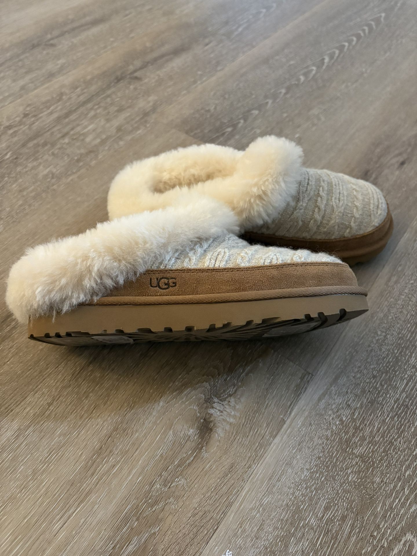 UGG Women Size 7