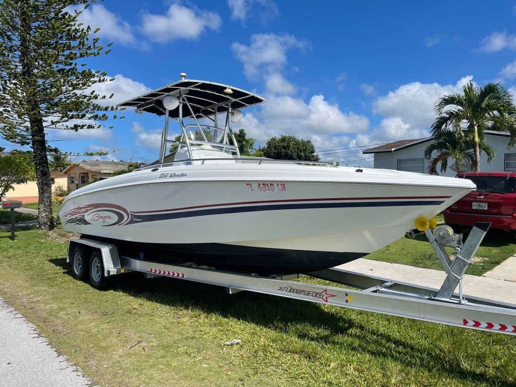 2002 BAJA ISLANDER 25' CENTER CONSOLE