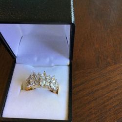 14kt Gold Plated 3 row Cubic Zirconia Ring. Size 5.5