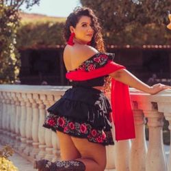 Vestidos Bordados Méxicanos - Beautiful Mexican Dresses -   Precios Varian - Prices Vary