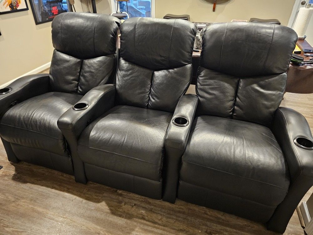 Row Of 3 Leather Home Theater Seats
