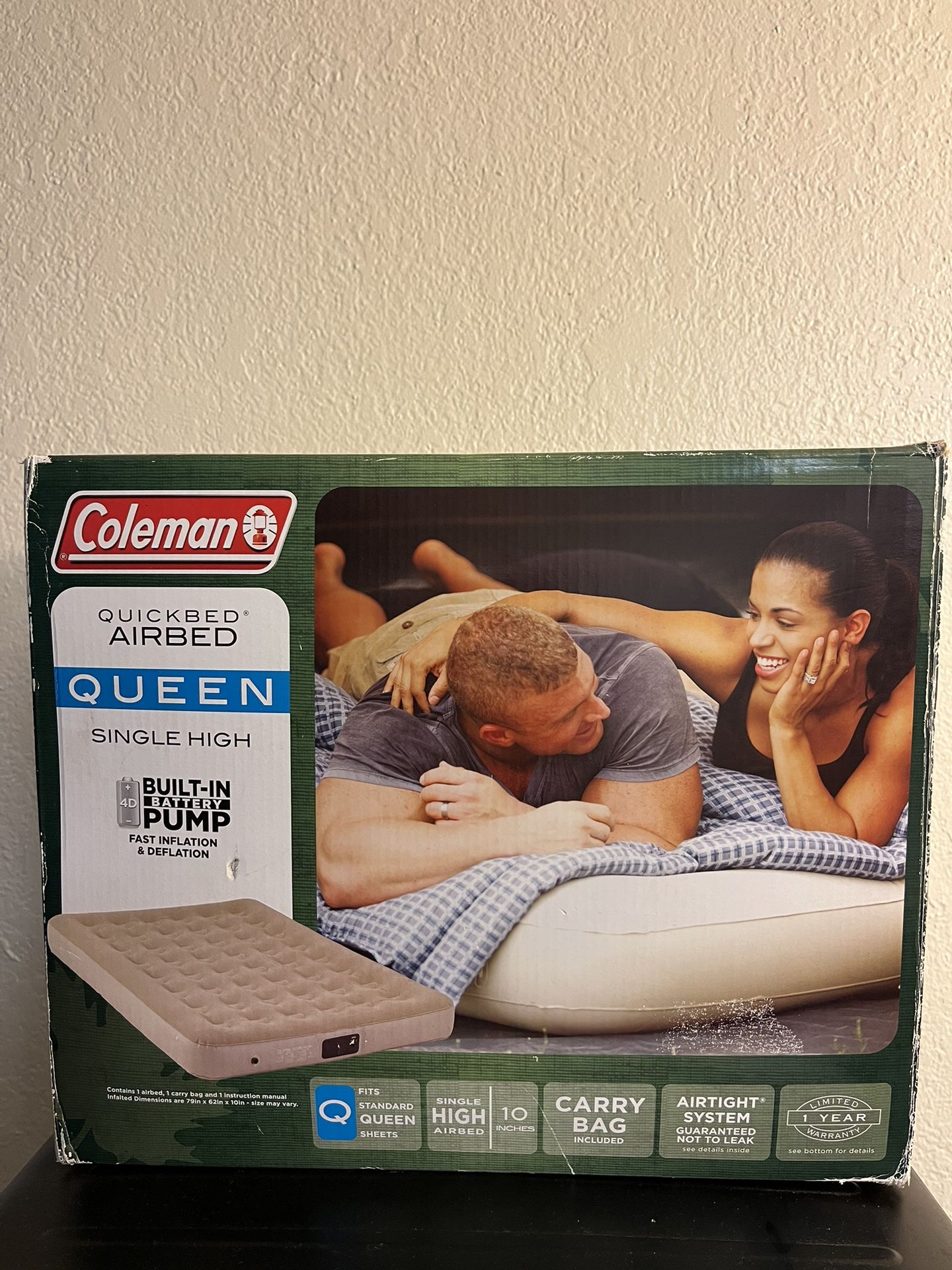 Coleman, Quick Bed Air Bed Queen, Single High Built-In Pump Comes With New Batteries.