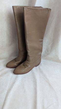 Vintage Women's size 6 and 1/2 brown boots