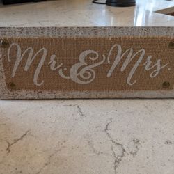 Mr. & Mrs. wedding decor sign plaque