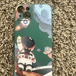 Green Astronaut Design Case for iPhone 14 Plus, Protective Slim Cover, Stylish Space Theme Phone Case