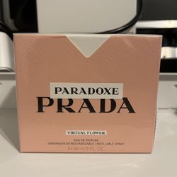Prada Paradoxe Virtual Flower