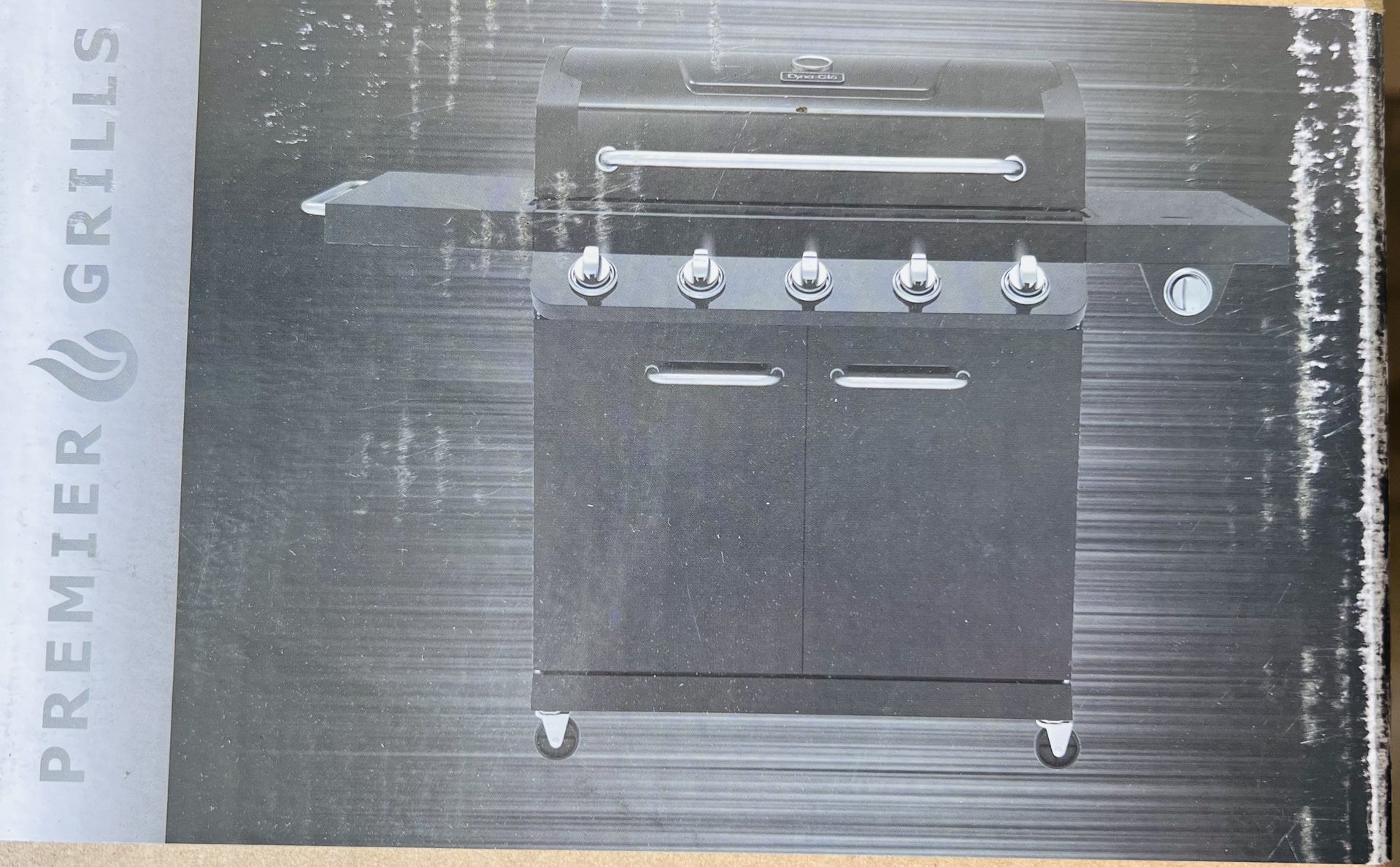 Deluxe BBQ Grill with 5+1 Burners