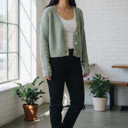 Forever 21 Women's Button Up Sweater 