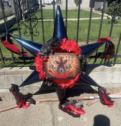 Stranger Things Demogorgon Tambor Star Pinata 
