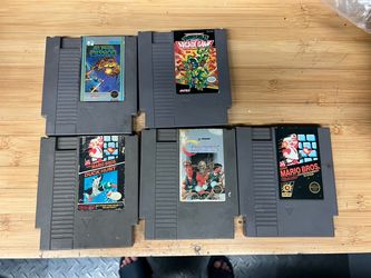 Lot of 5 NES Game Cartridges