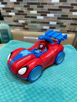 Spidey-Rex Racer Spidey and His Amazing Friends, transforming 2-in-1 toy w/sound