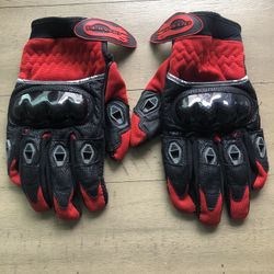 Motorcycle gloves