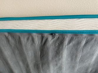 Twin mattress