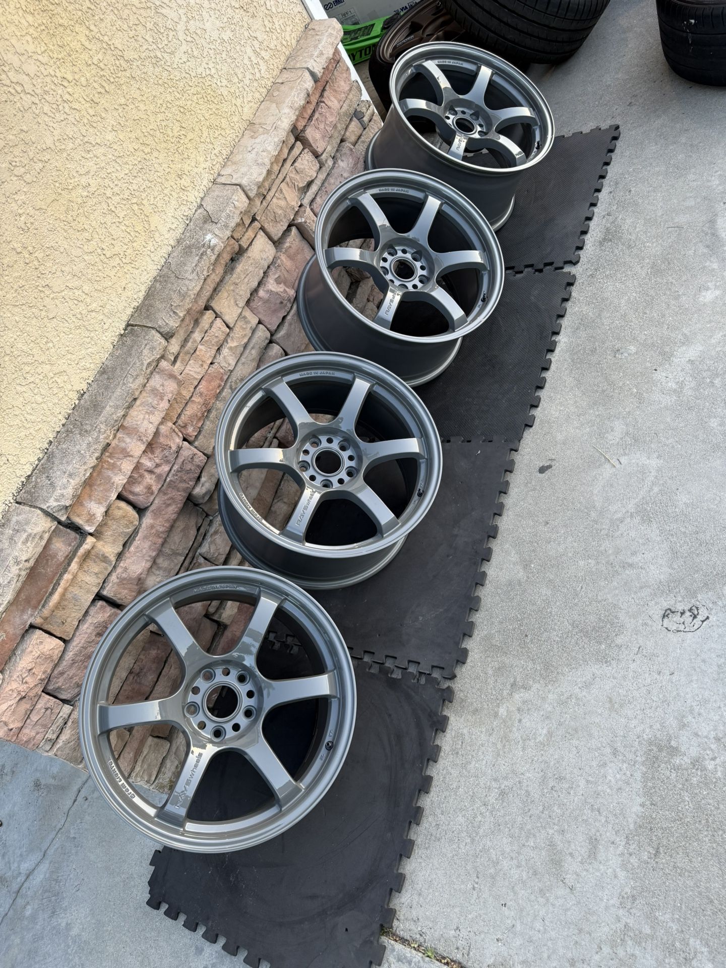 18x9.5 +38 57DR 