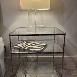 SAFAVIEH Accent Table
