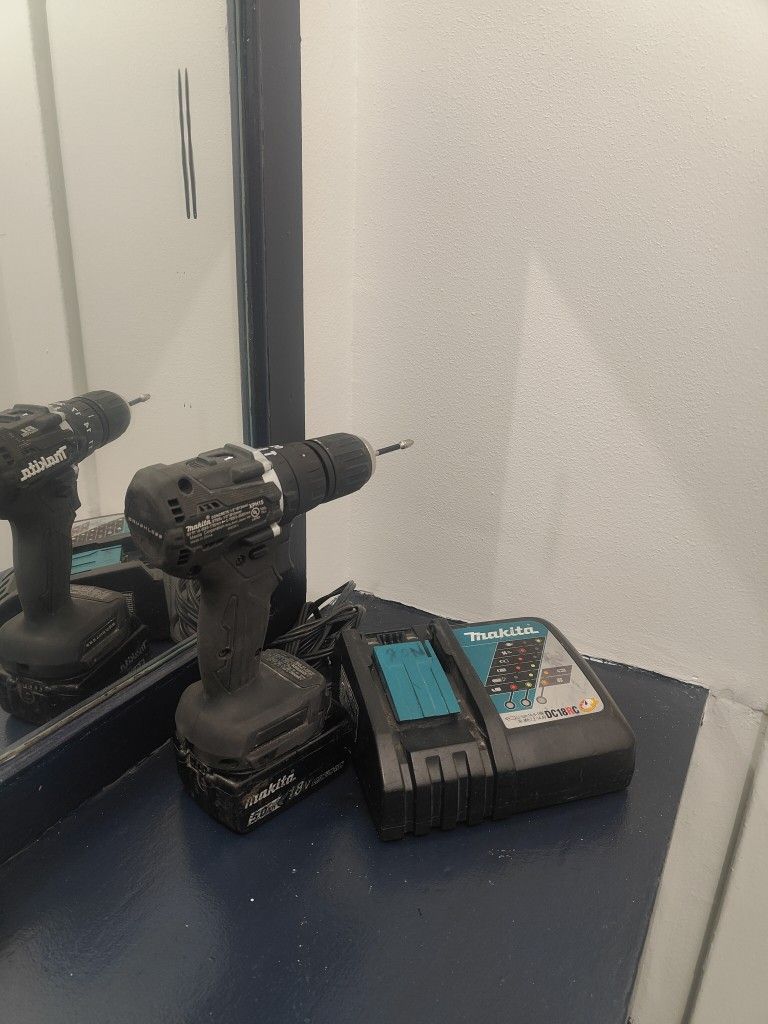 Makita Subcompact Hammer Drill With Battery And Charger Only $50