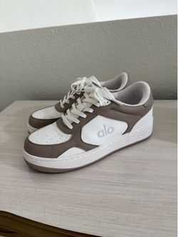 Alo Yoga Recovery Mode Shoes