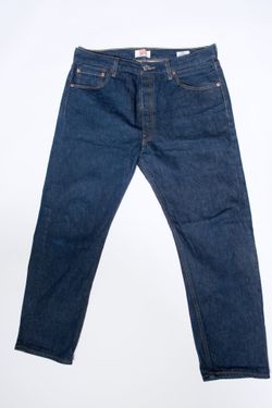 Levis 501’s means jeans sz 36x32