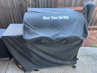 Rec Tec Grills RT-700 Wood Pellet Smoker