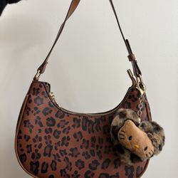 Hello Kitty Purse 