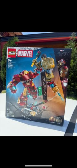 Epic Battle: Hulkbuster vs. The Hulk LEGO set NEW!