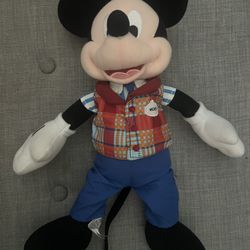 Cast Member Mickey Plush