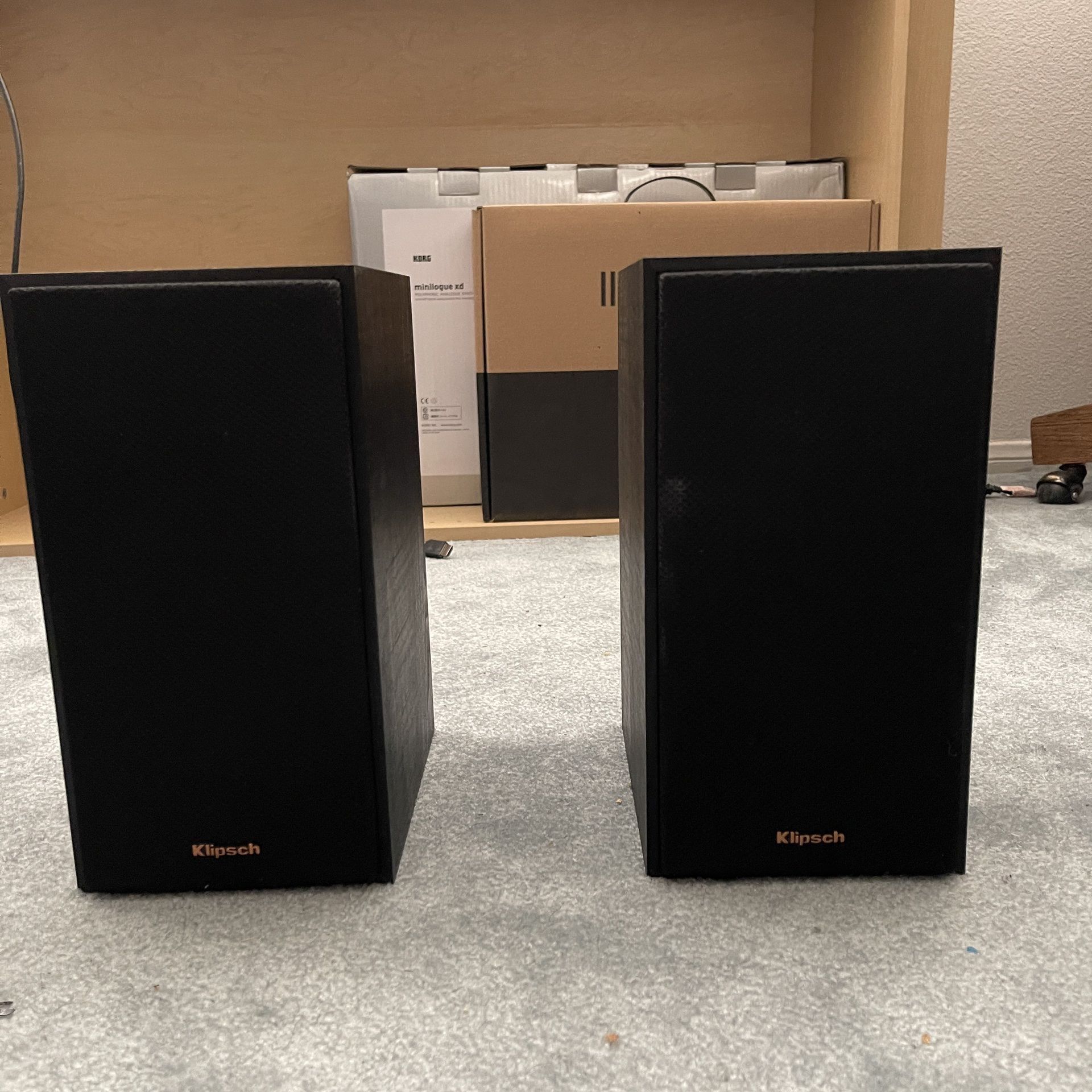 Pair of Klipsch R41M Passive Bookshelf Speakers