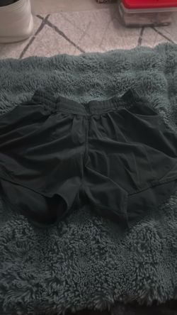 Lululemon Hotty Hot Low Rise 4” Shorts - Black