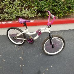 Girls 20 Inch Bike