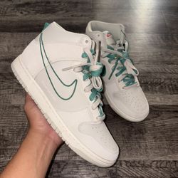 Nike Dunk High First Use Sail 