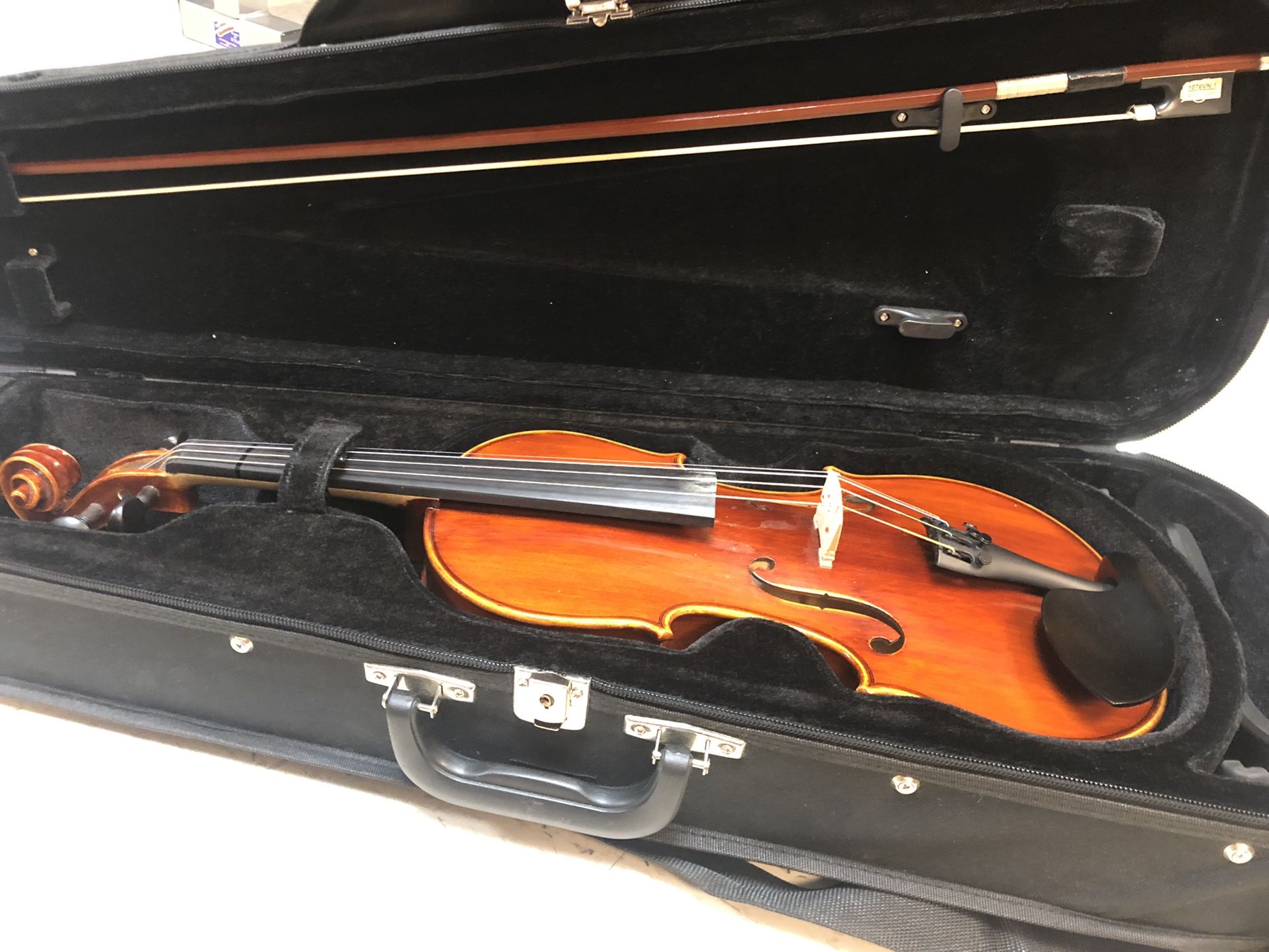Violin (4/4)