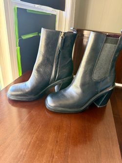 New black leather boots women's 9