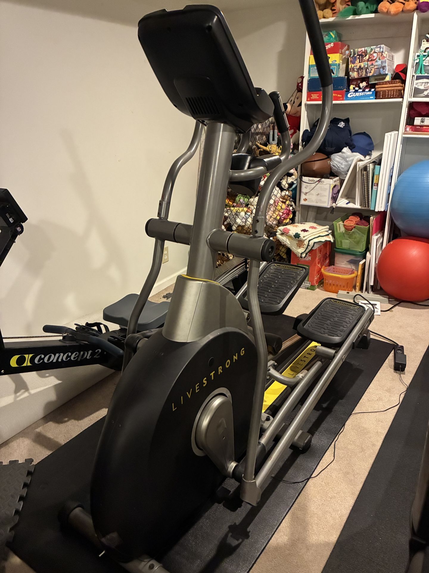 Free Elliptical Trainer