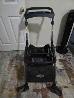 Graco SnugRider Elite stroller and  SnugLock 35 Infant Car Seat with 2 bases