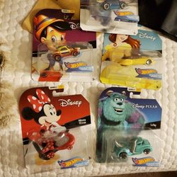 Hotwheels  Disney  Series 2 Set Of 5 Cars 