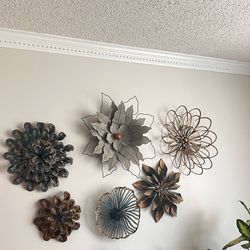 Hobby lobby metal flower decoration