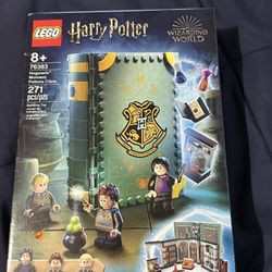 The 2021 LEGO Harry Potter Hogwarts Moment: Potions Class (set 76383)