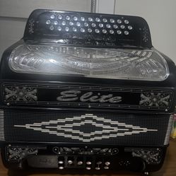 Gabbaneli Elite Accordion 