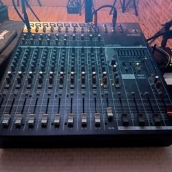 EMX 5014C Yamaha Powered Mixer