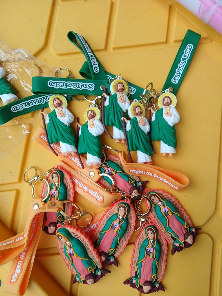 Keychains 2$ Each