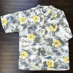 Tommy Bahama Hawaiian Shirt – Floral, Size Medium