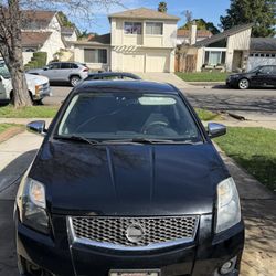 2011 Black Nissan Sentra SV