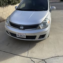 Nissan Versa 