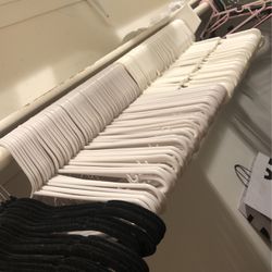 150 White Clothes Hangers And Velvet Ones