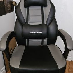 Reclining Gaming Chair w/Footrest