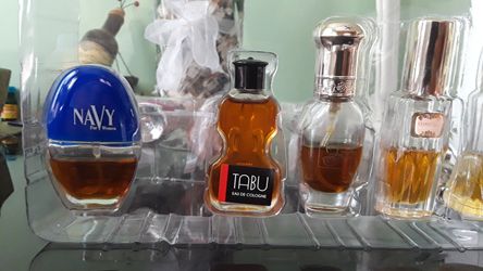 Perfume diferent brands