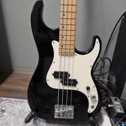 Samick Corsair Bass