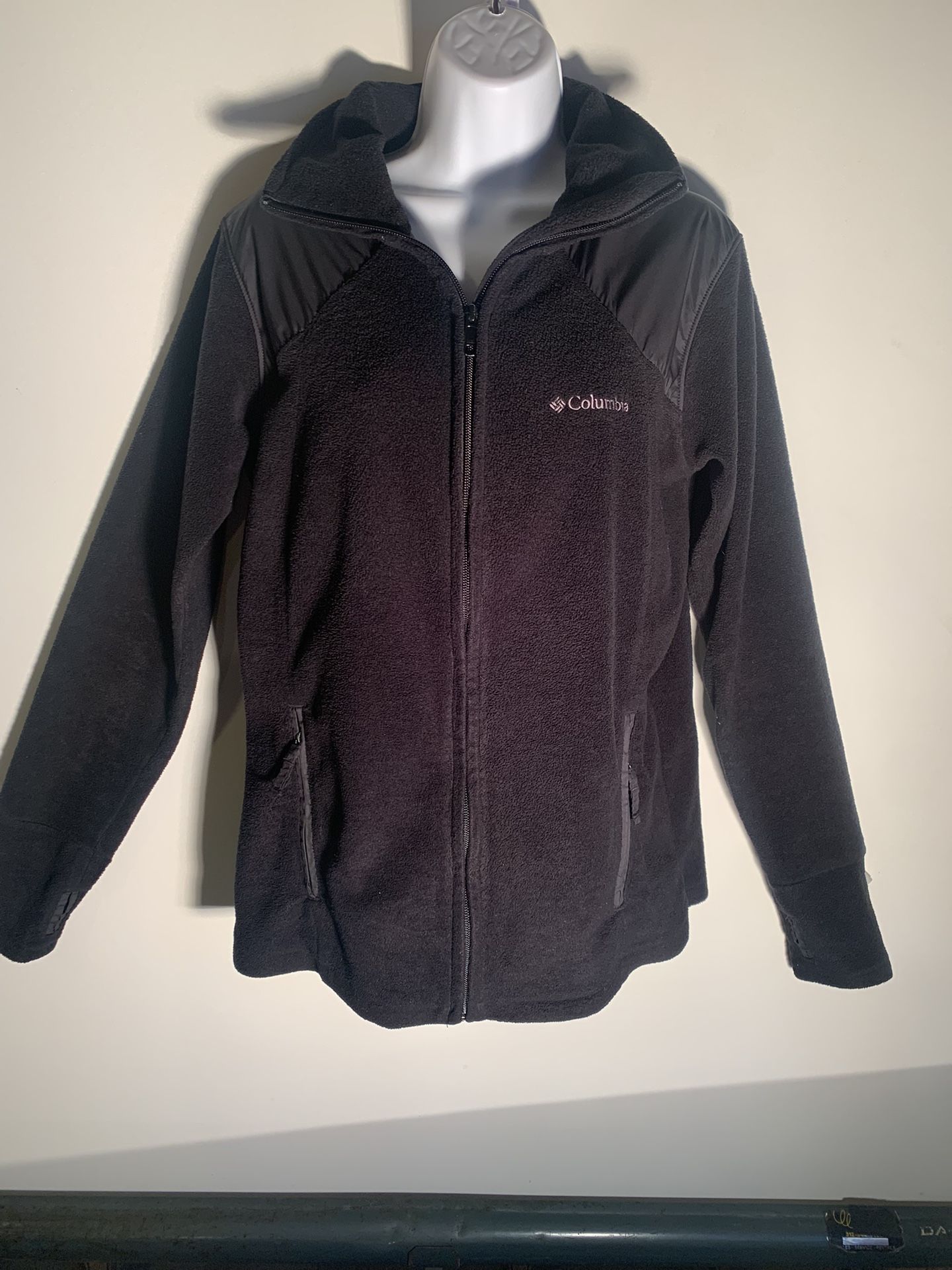 COLUMBIA WOMANS JACKET